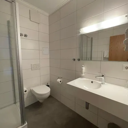 Hotel Wolfsjaeger 3*