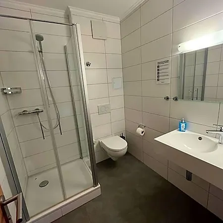 Wolfsjaeger Hotel