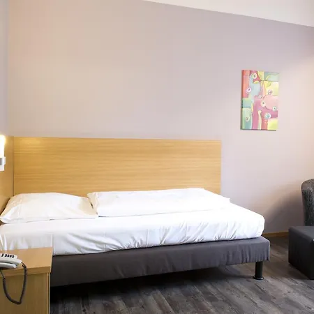 Hotel Wolfsjaeger 3*