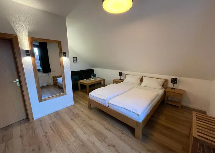 Wolfsjaeger Hotel 3*